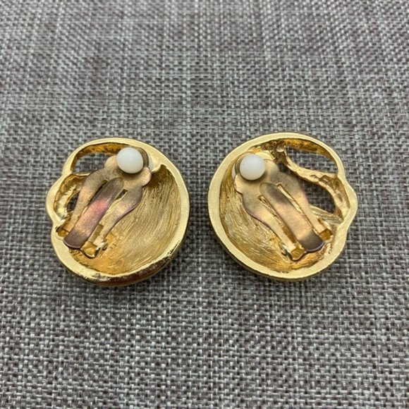 Clip On Earrings Dark Red Enamel Gold Open Work Organic Round Classic Granny - Picture 3 of 3